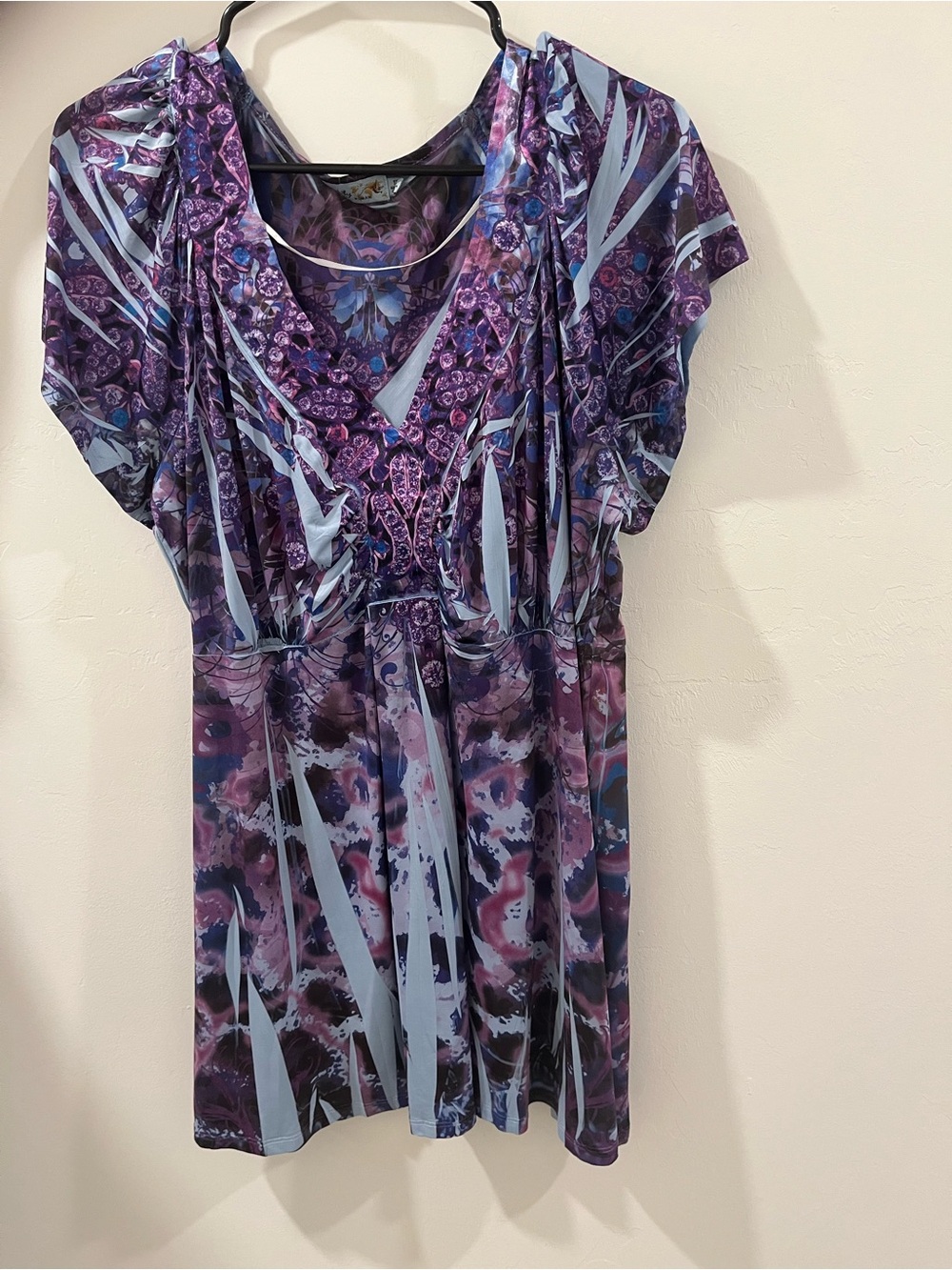 Purple Floral & Abstract V-Neck Tunic Top